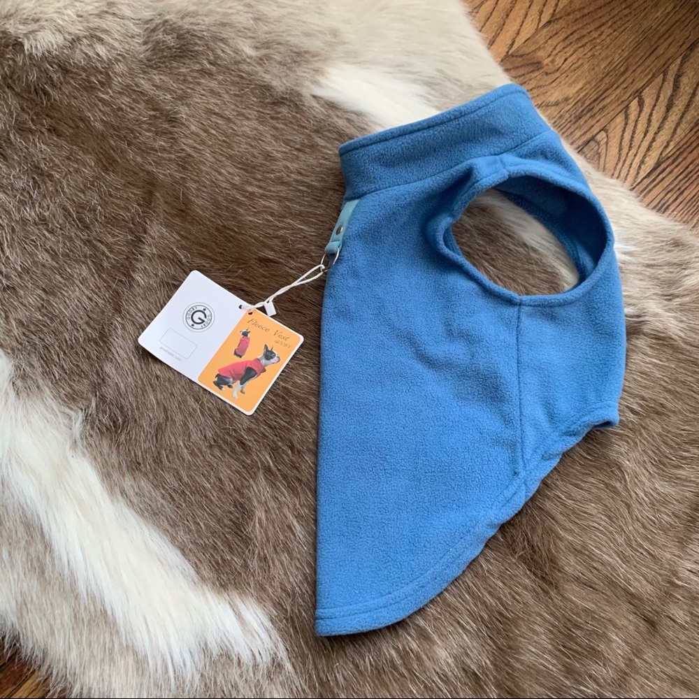 GOOBY fleece vest for dog